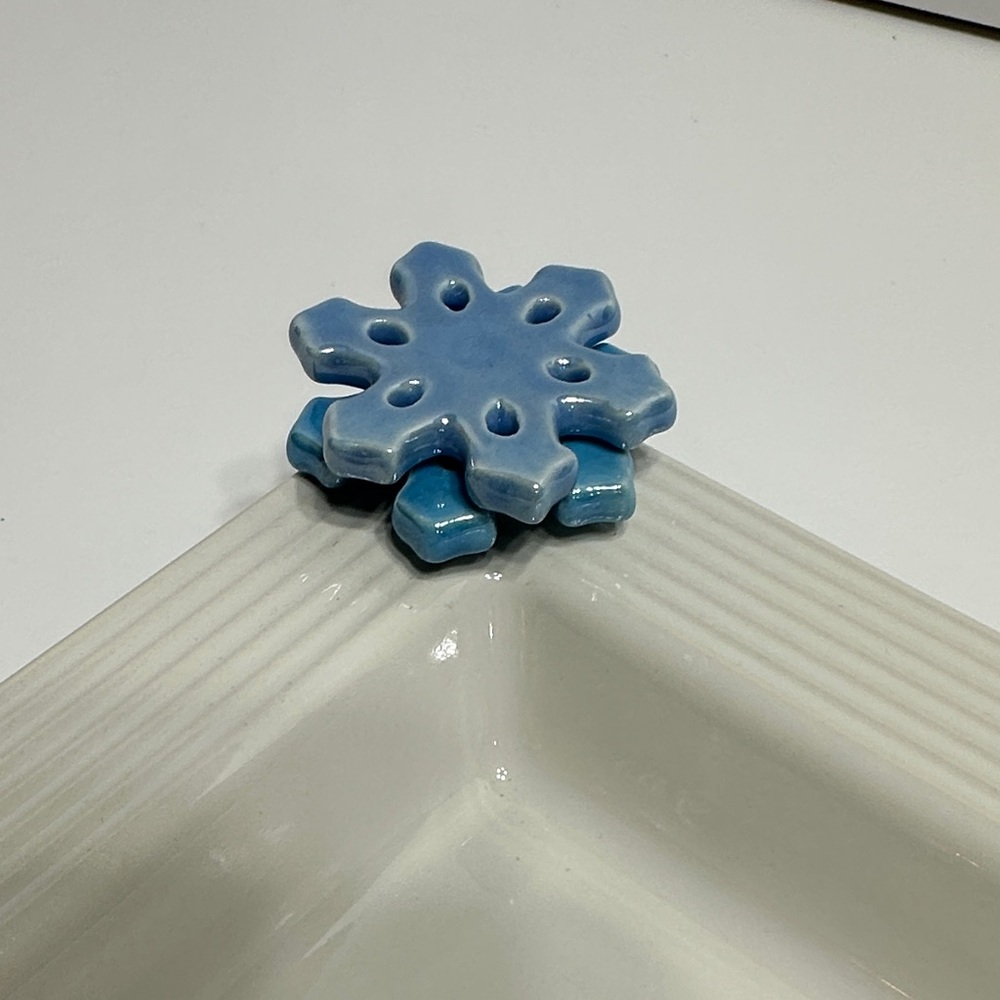 Nora Fleming snowflake mini